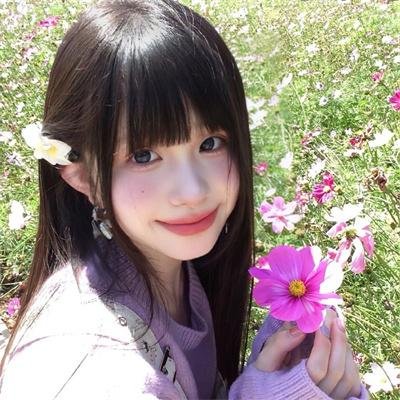 独家爆料：某影帝之子恋爱脑怒怼网友，学校展开调查，凌晨